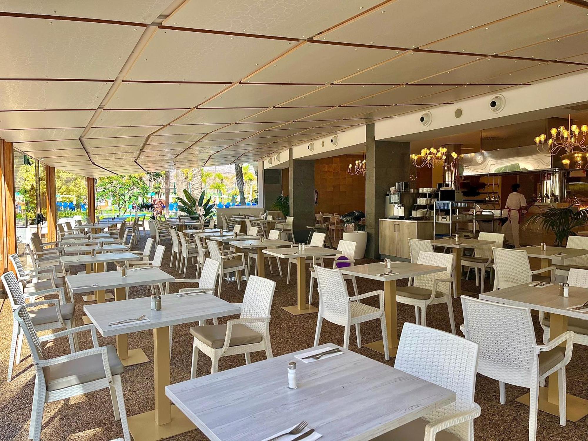 פלאייה דל אינגלז Bull Escorial & Spa מראה חיצוני תמונה